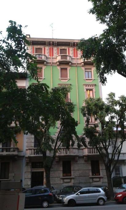 Monolocale Intimo Con Terrazzino Apartment Milan Exterior photo
